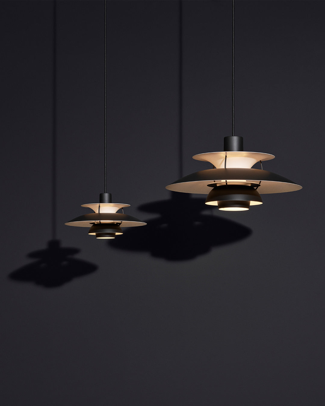 Louis Poulsen PH 5 Pendel - Monokrom Sort