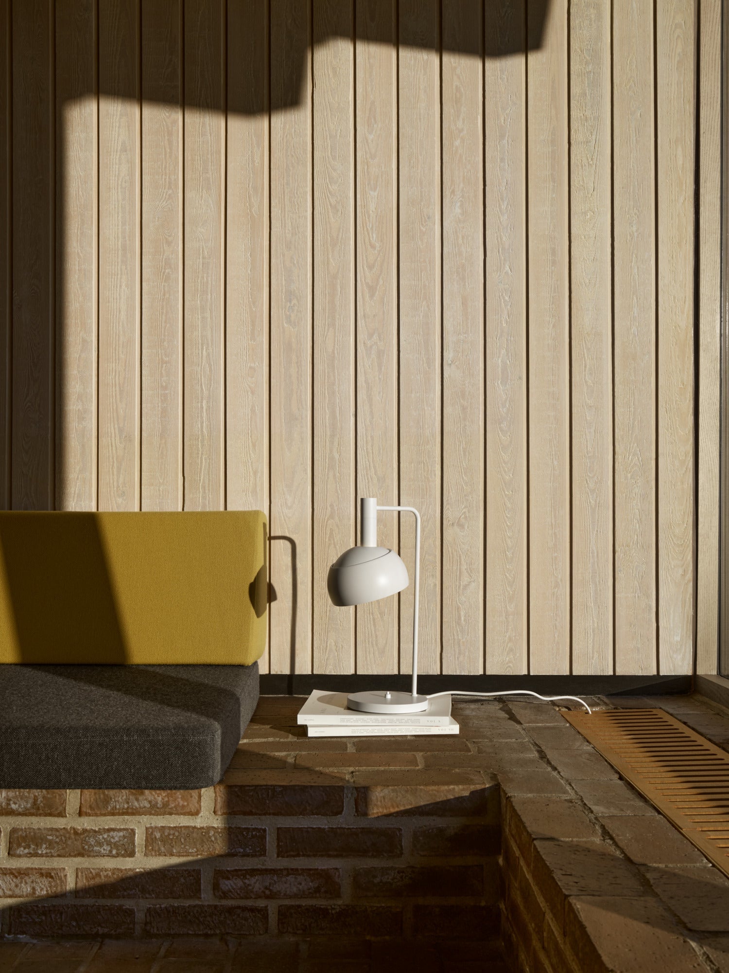Louis Poulsen FJ Elements Bordlampe – White Ø175