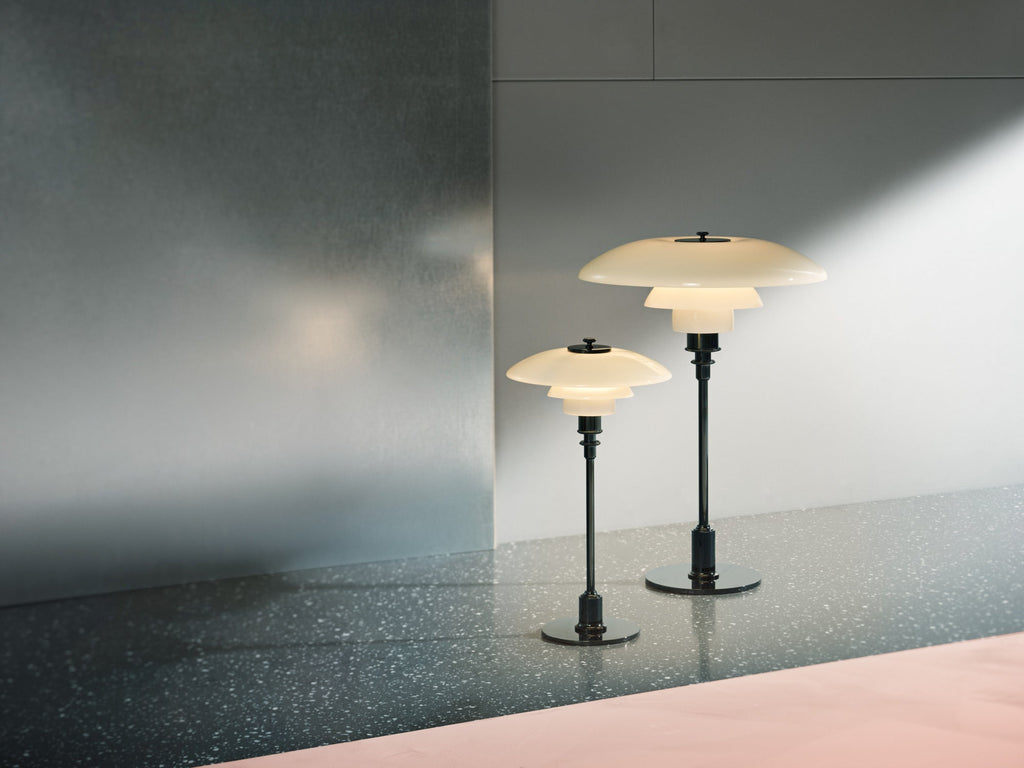 Louis Poulsen PH 3½-2½ Bordlampe Sort Metalliseret