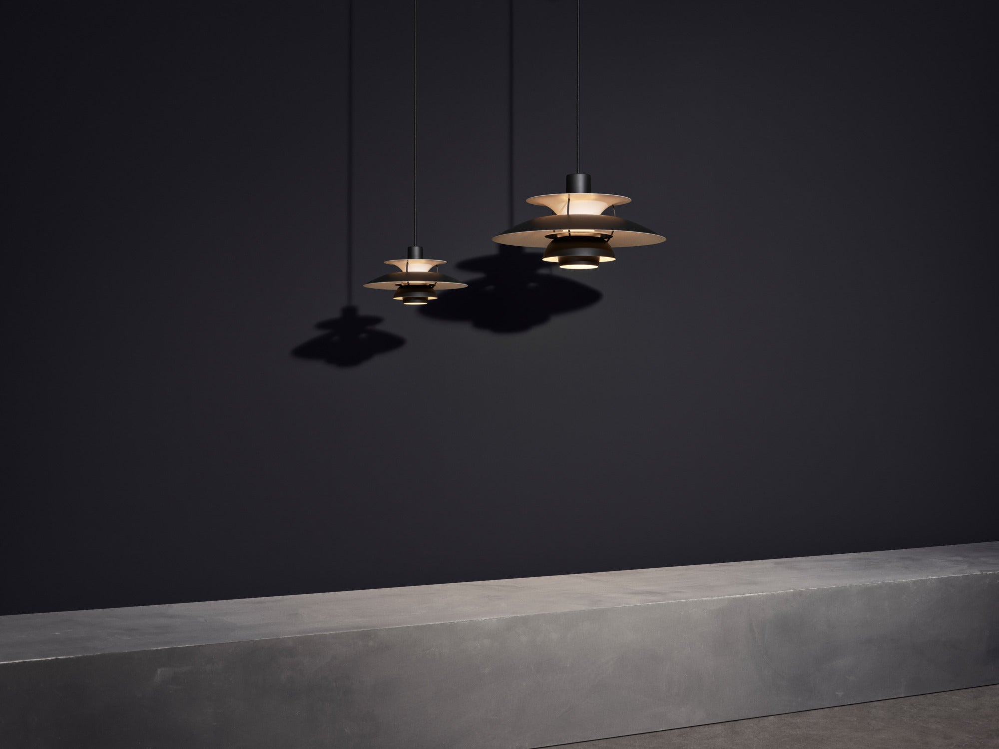 Louis Poulsen PH 5 Pendel - Monokrom Sort