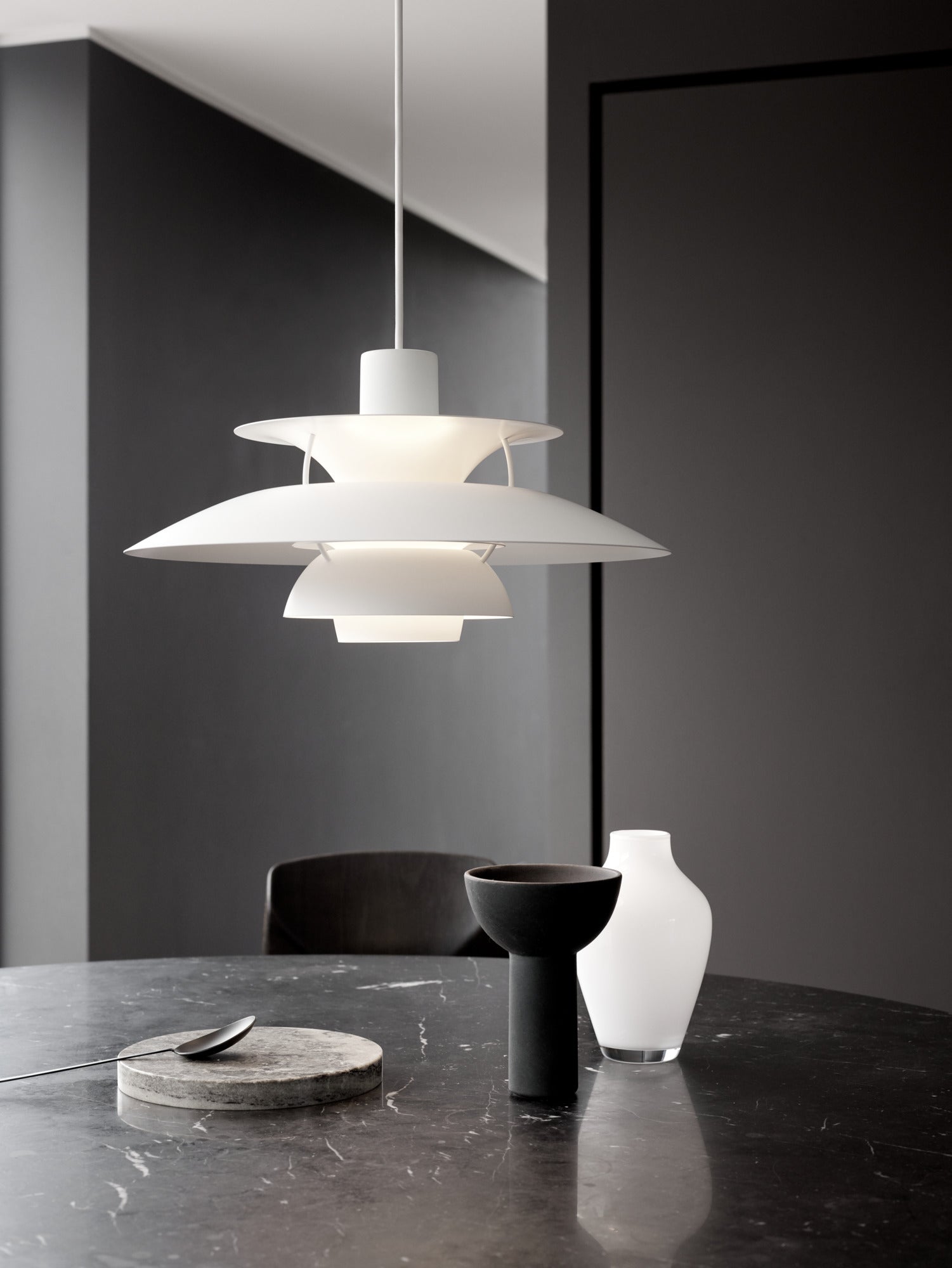 Louis Poulsen PH 5 Pendel - Monokrom Hvid