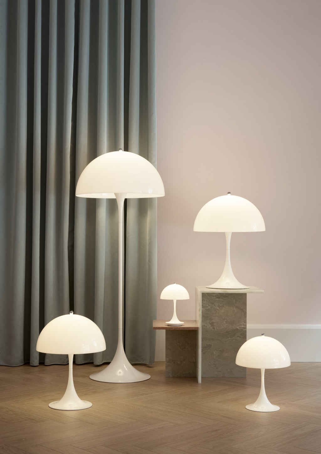 Louis Poulsen - Panthella 320 Bordlampe - Hvid Opalt Akryl