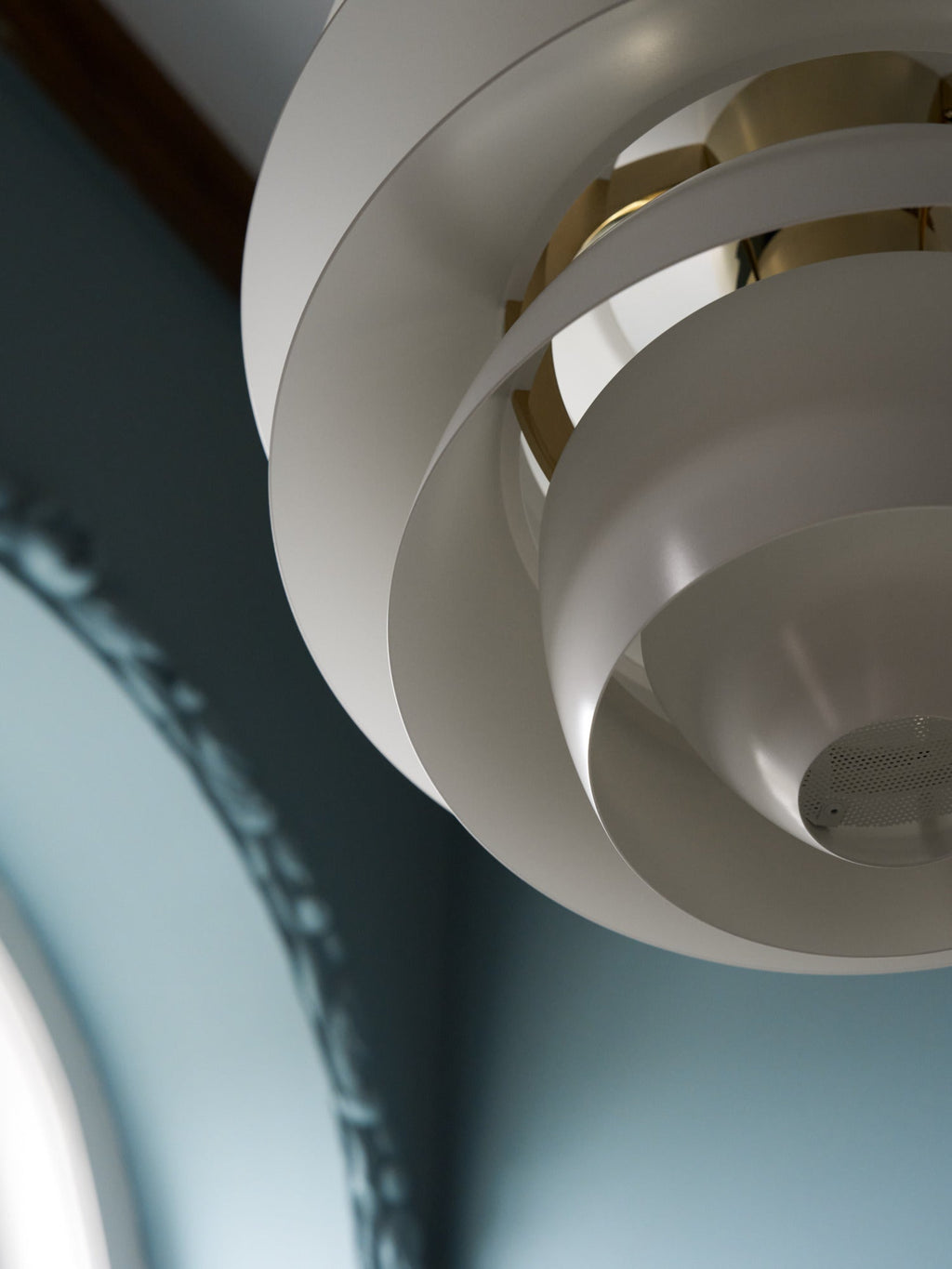 Louis Poulsen PH Snowball Soft White/Brass Metallised