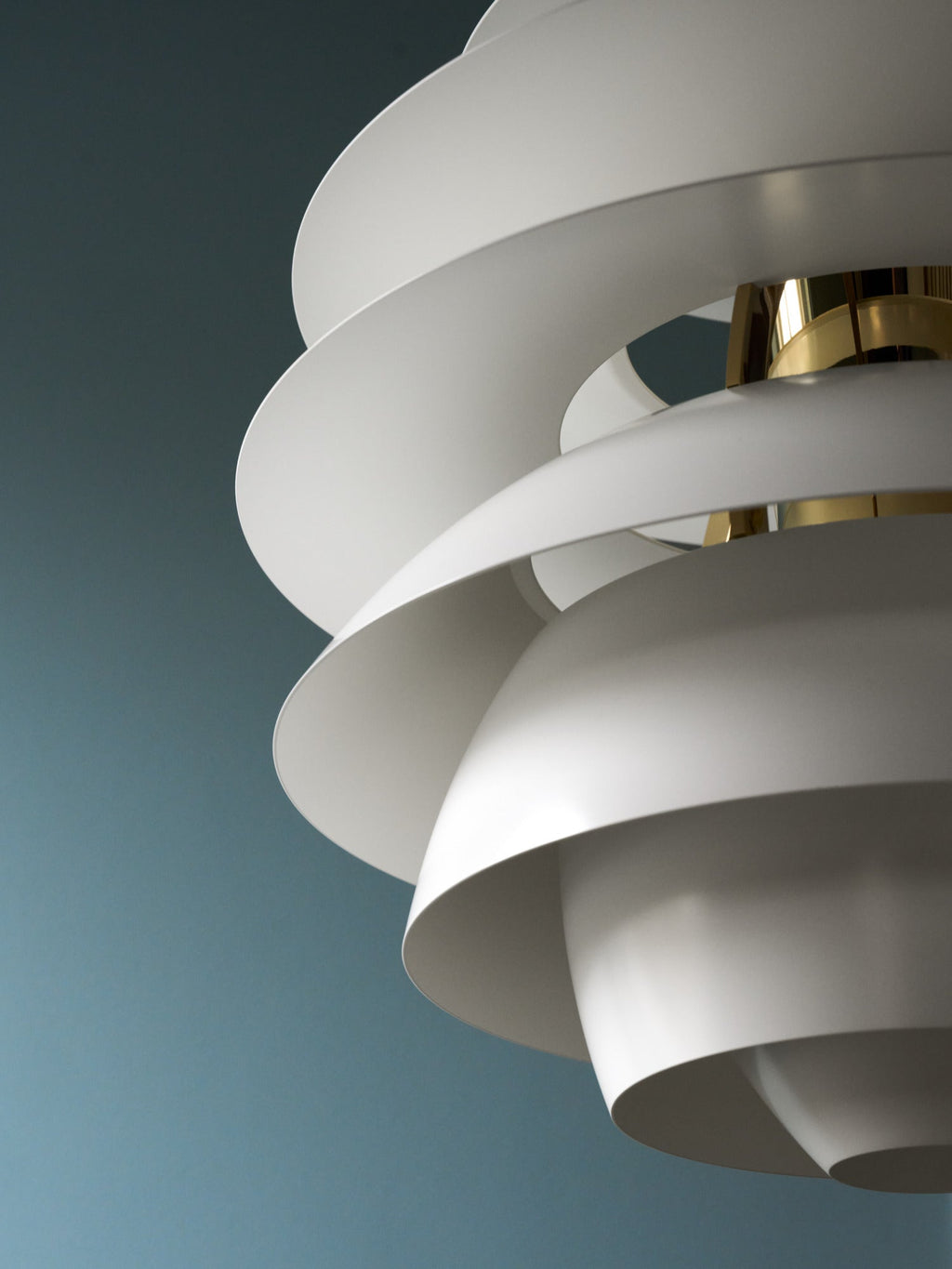 Louis Poulsen PH Snowball Soft White/Brass Metallised