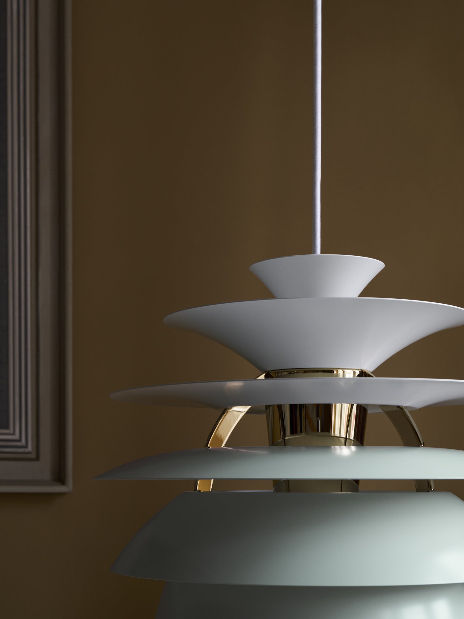 Louis Poulsen PH Snowball Soft White/Brass Metallised