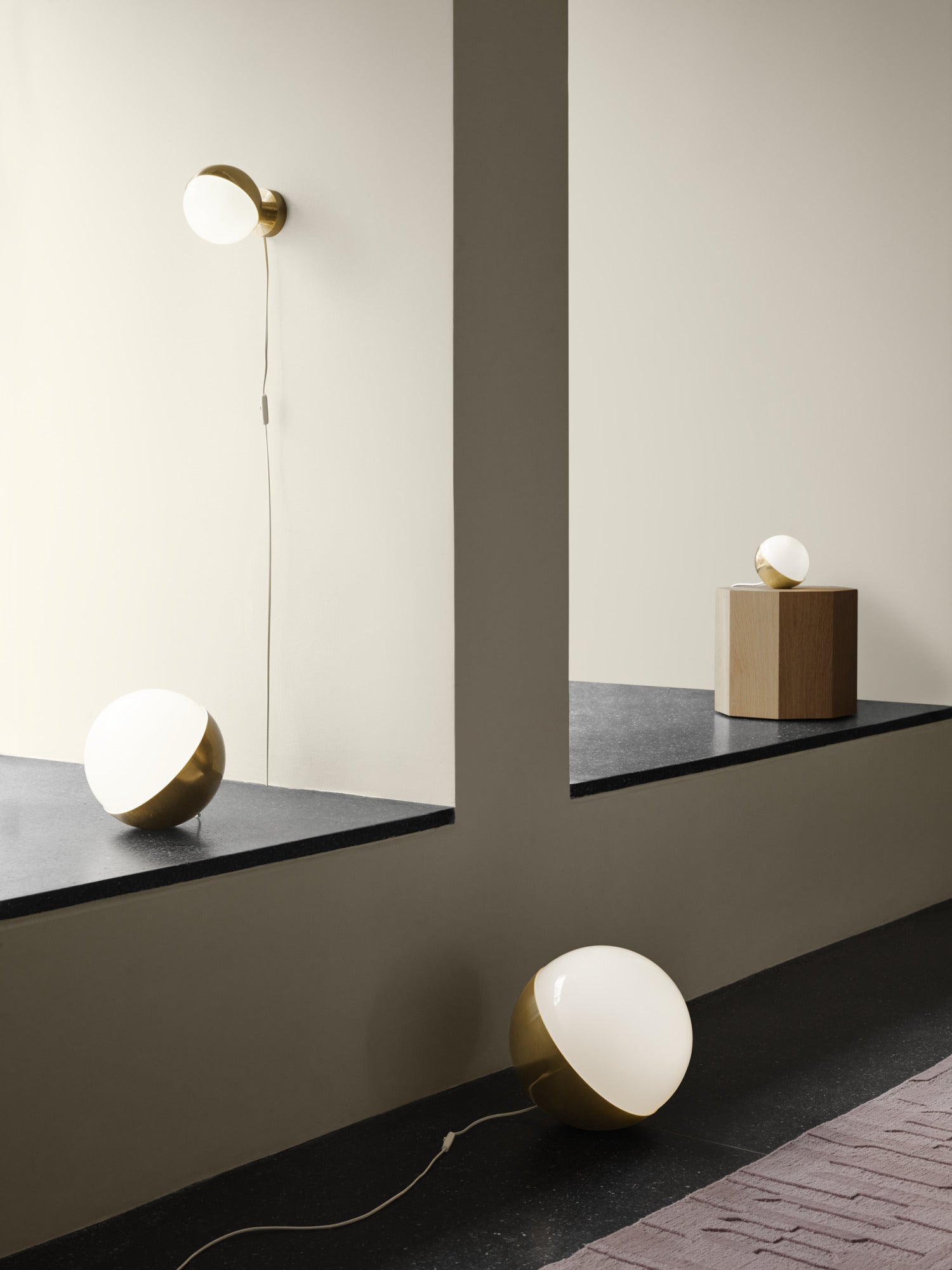 Louis Poulsen VL Studio Bord/Gulv - Messing Ø 250