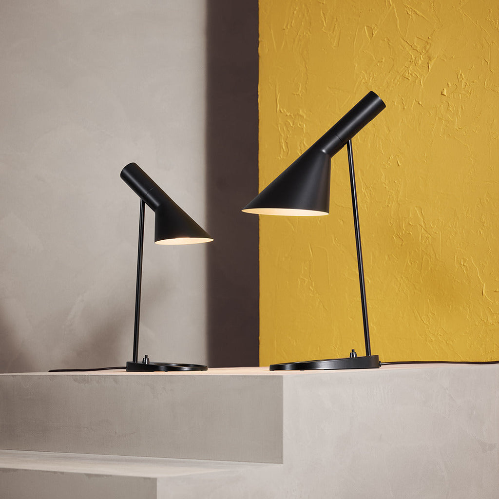 Louis Poulsen - AJ Mini Bordlampe - Dusty Blue