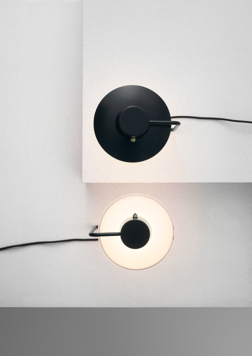 Louis Poulsen - Aj Oxford - Bordlampe - Opal m/skærm